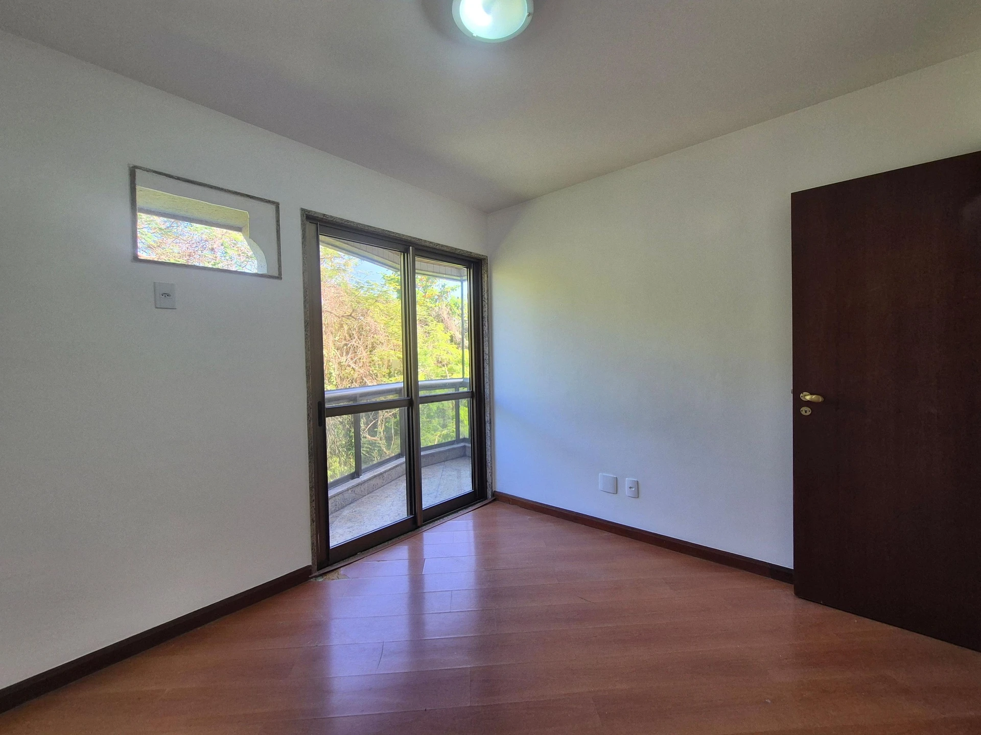 Apartamento mobiliado com 2 quartos e varanda — photo 26