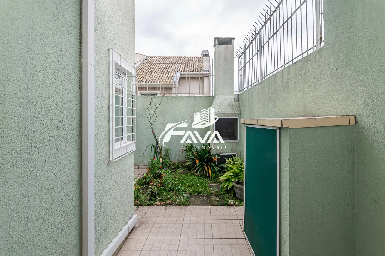 3-bedroom house with a home office in Curitiba — photo 17