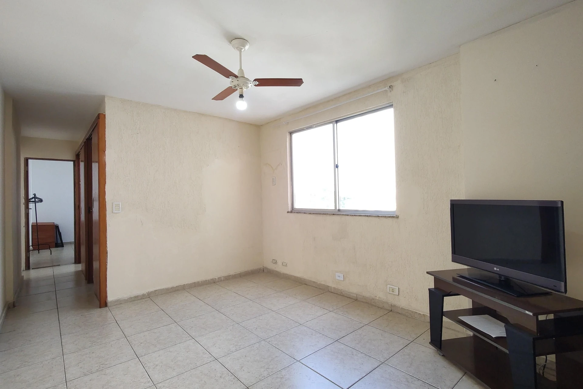 Пральна машина та 2 спальні: квартира 50 м² — photo 24