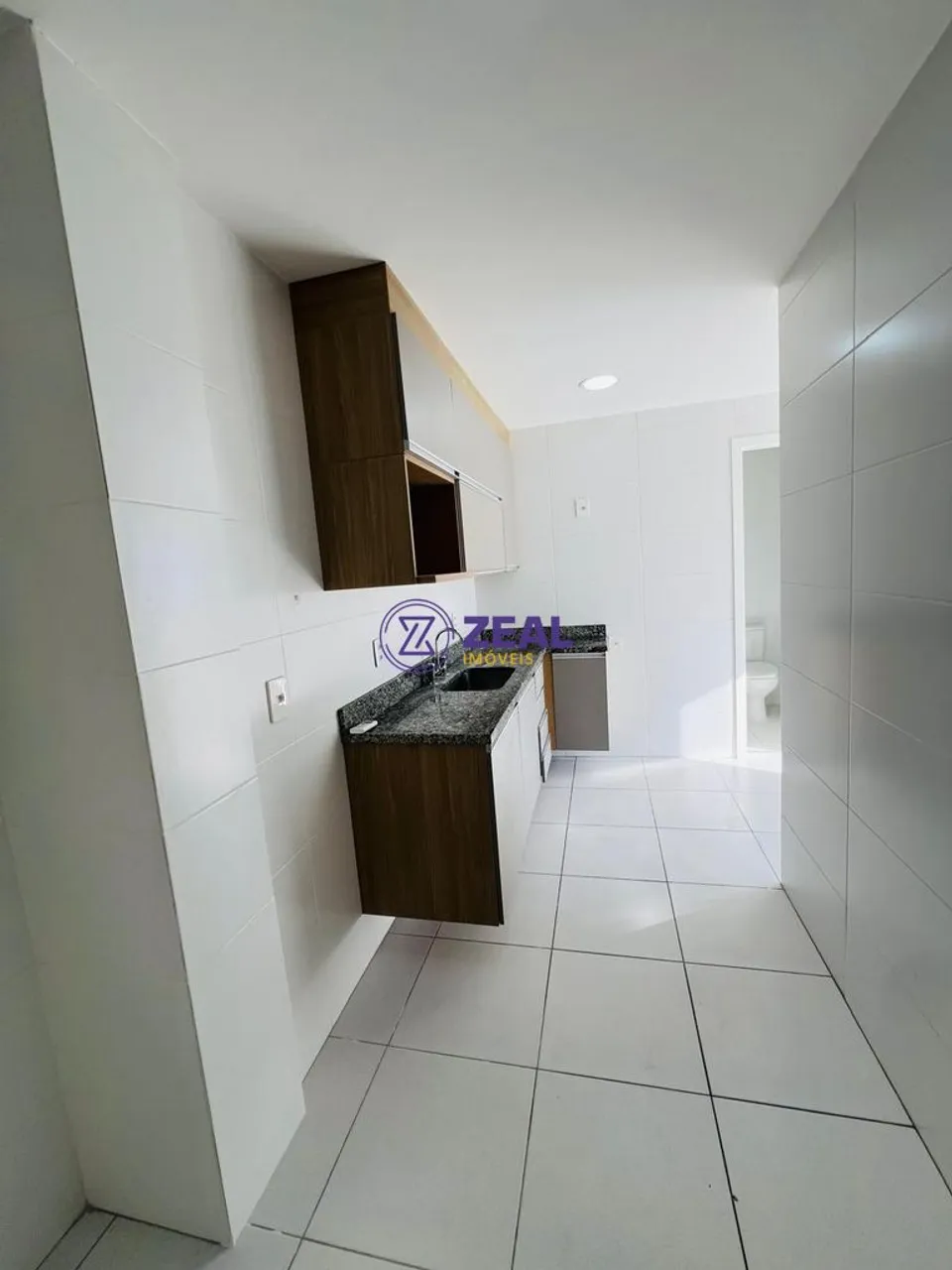 Duplex-style top unit with 3 bedrooms and 5 baths — photo 16