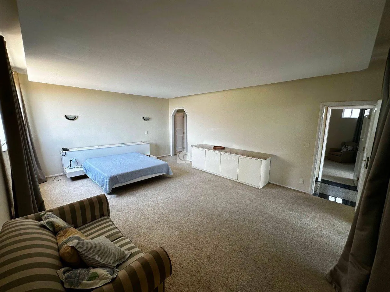 Furnished house with 5 bedrooms and 1200 m² gas kitchen — photo 5