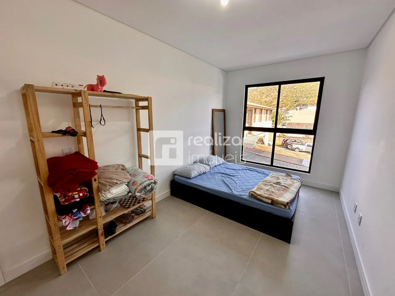 Furnished 2-bedroom apartment with integrated kitchen — photo 31