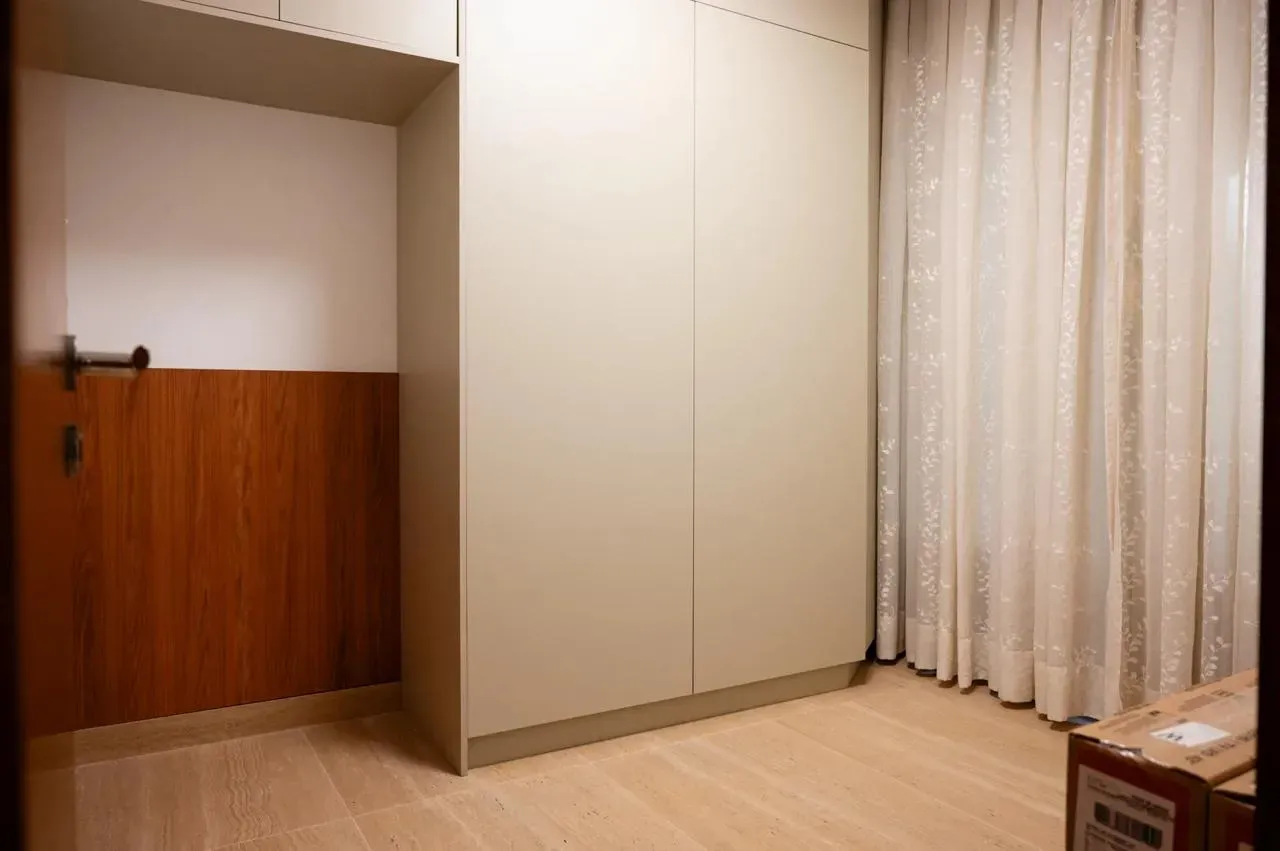 5-bedroom apartment, 1 with its own bathroom, 218 m² — photo 48
