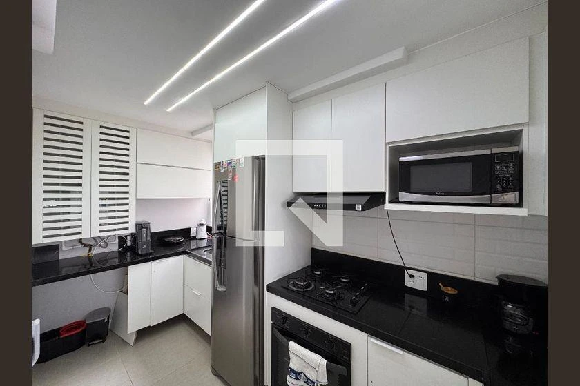 2-bedroom apartment with a mountain view in Rio de Janeiro — photo 22