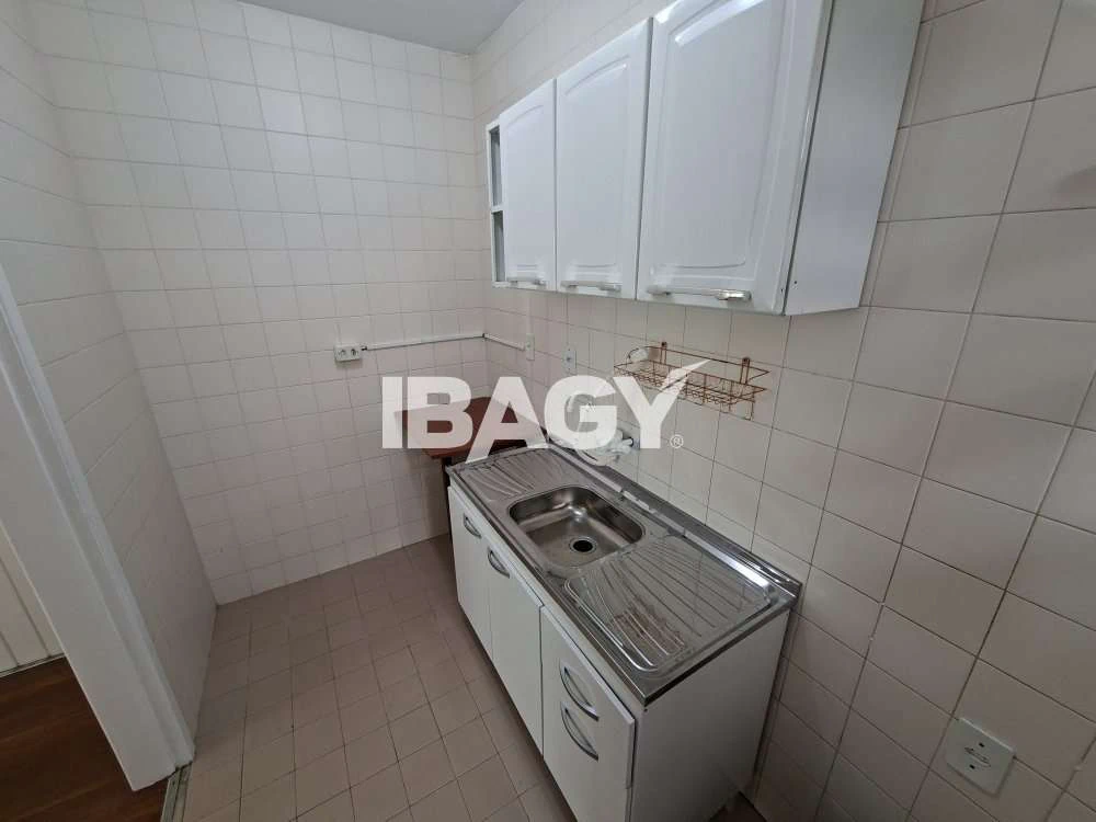 Apartamento sin amueblar de 2 dormitorios con cocina a gas — photo 2