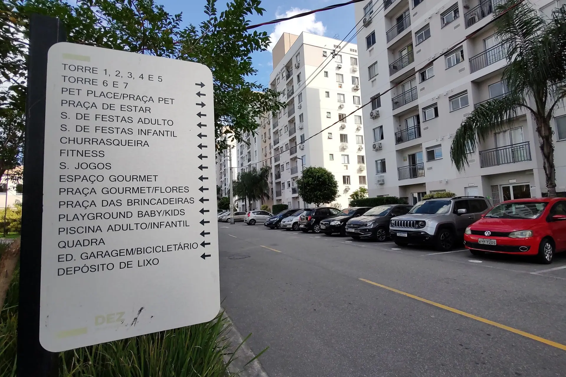 2-bedroom apartment with a glass-enclosed balcony — photo 29