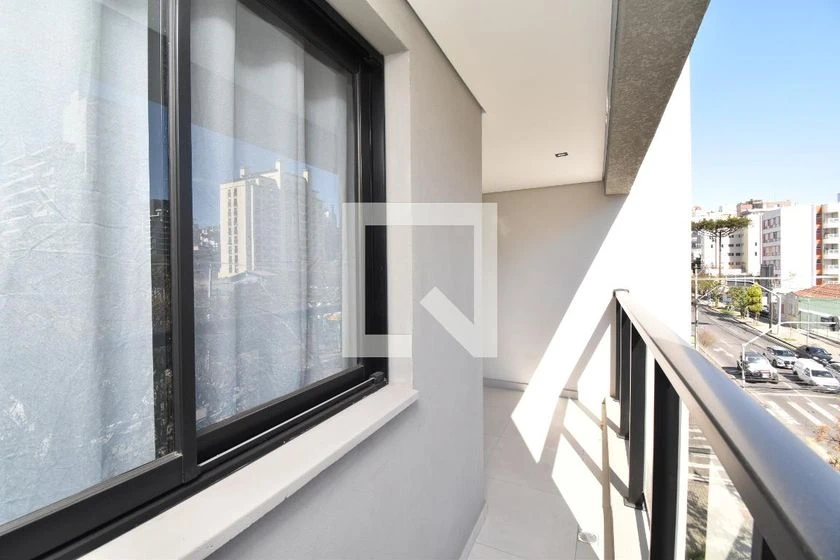 Apartamento mobiliado com varanda e 1 quarto — photo 10