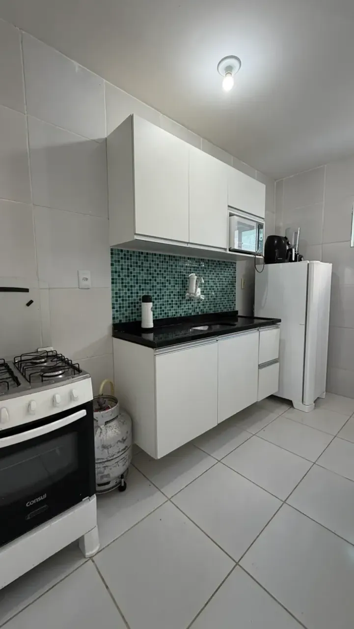 Apartamento mobiliado de 2 quartos em condomínio com piscina — photo 3