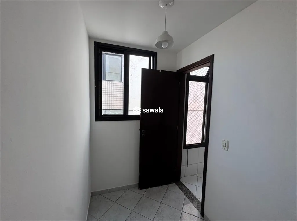Apartment with 3 bedrooms and a separate kitchen — photo 23