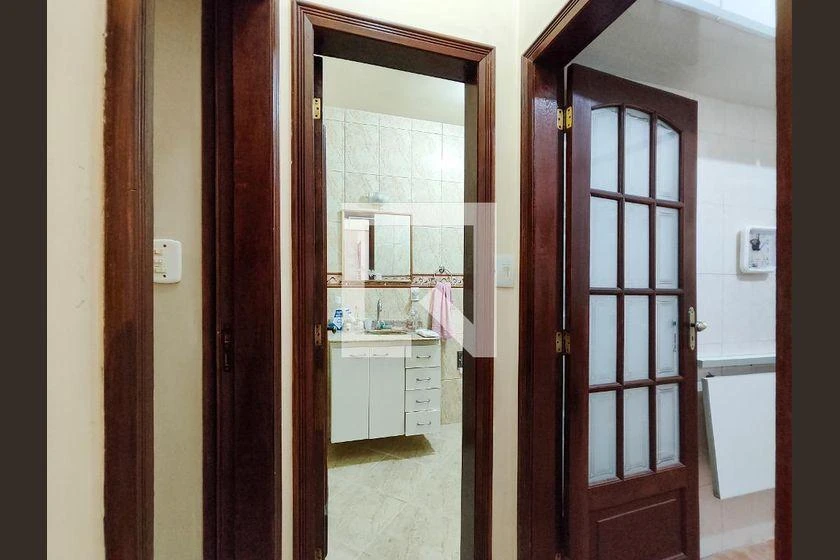 Furnished apartment, 70 m², with a walk-in closet — photo 15