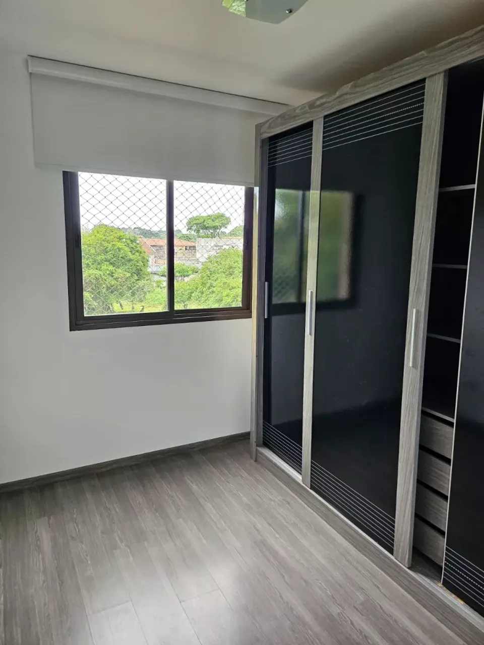 2-bedroom apartment with en-suite and 2 bathrooms — photo 11