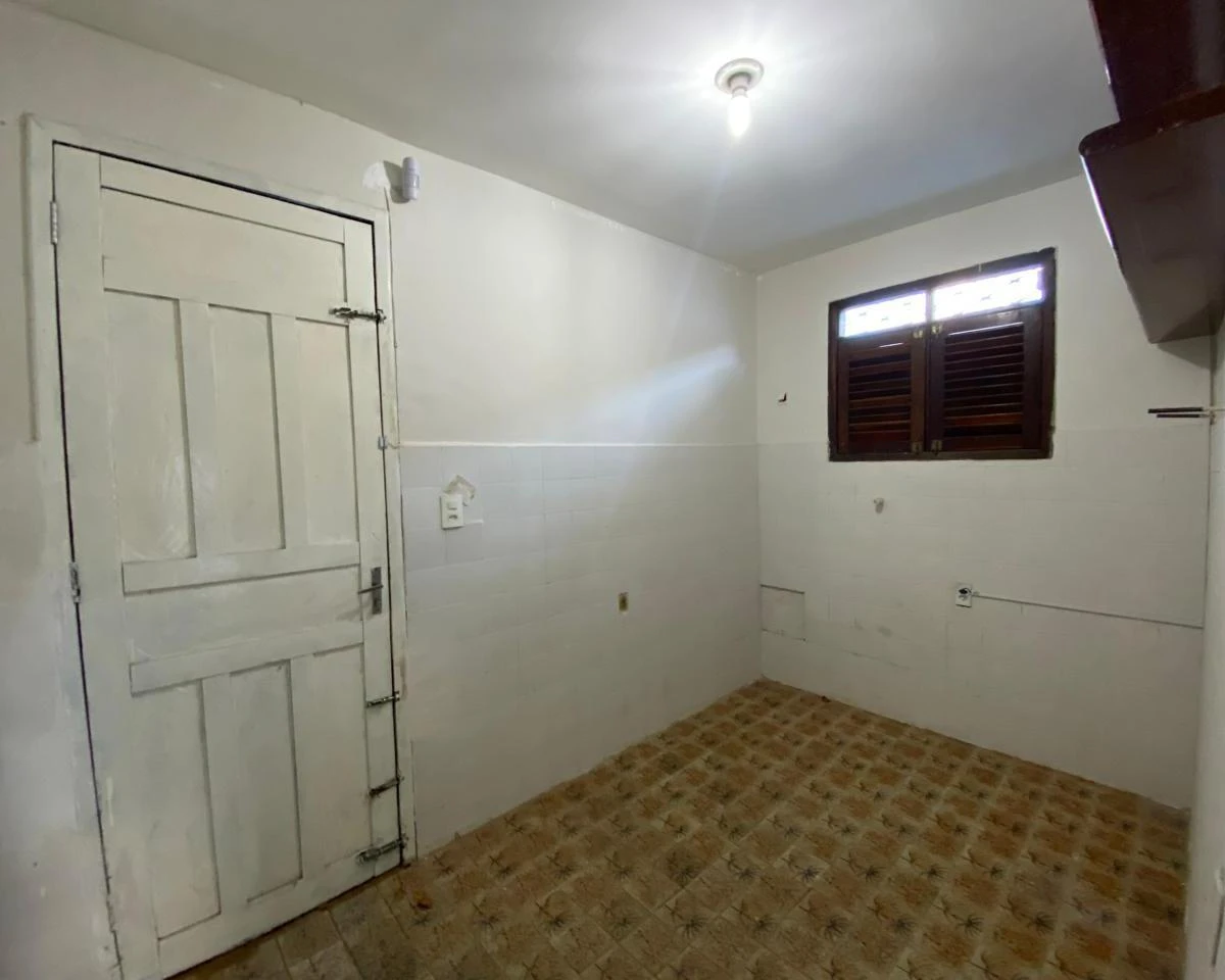 3-bedroom house, 1 with its own bathroom, 175 m² — photo 26