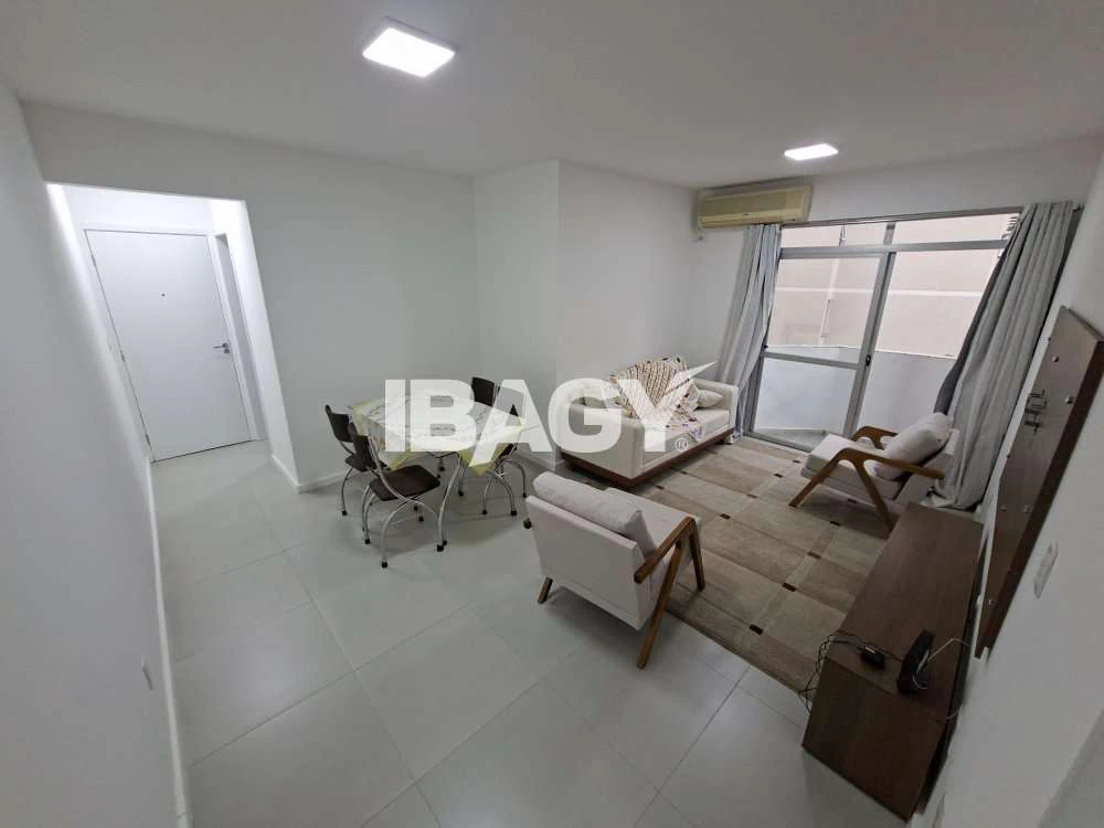 Квартира 80 м² с 2 спальнями и встроенной кухней