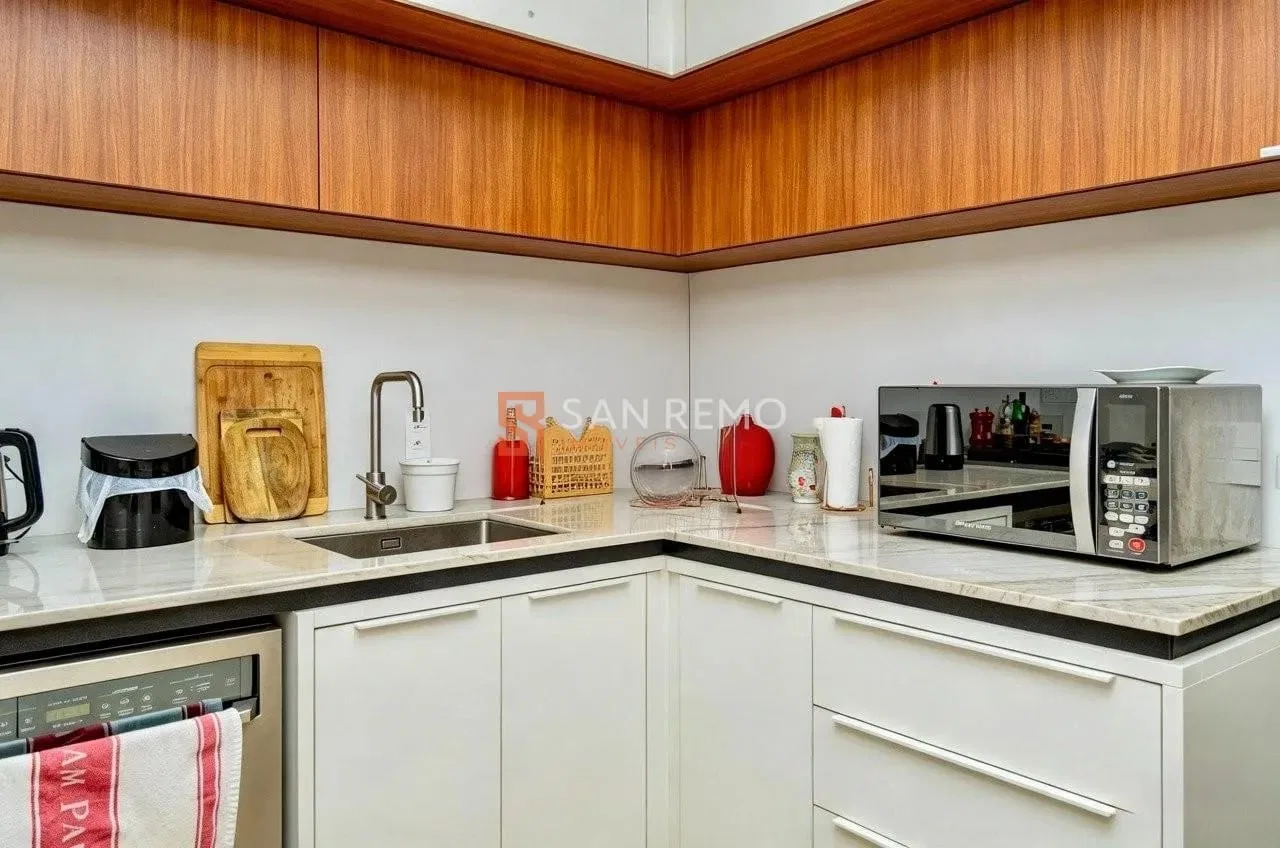 Furnished apartment, 160 m², with a grill on the balcony — photo 7