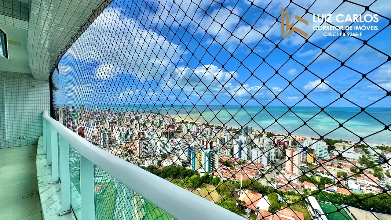 Water view in a 2-bedroom apartment, 70 m² — photo 3