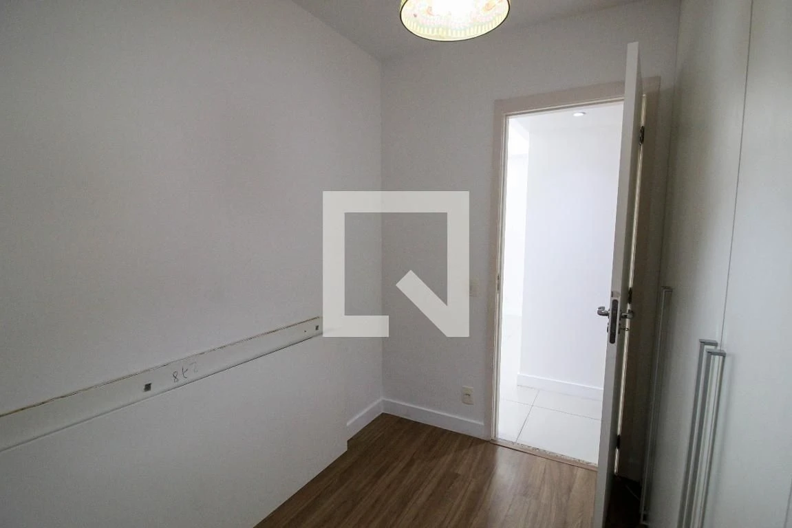 3-bedroom apartment with 3 bathrooms — photo 28
