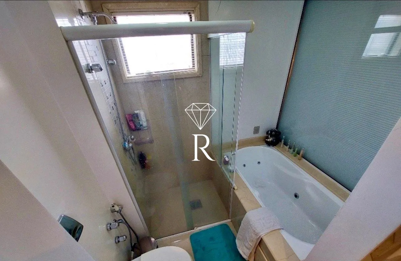 Apartamento sin muebles de 3 dormitorios y vista — photo 9