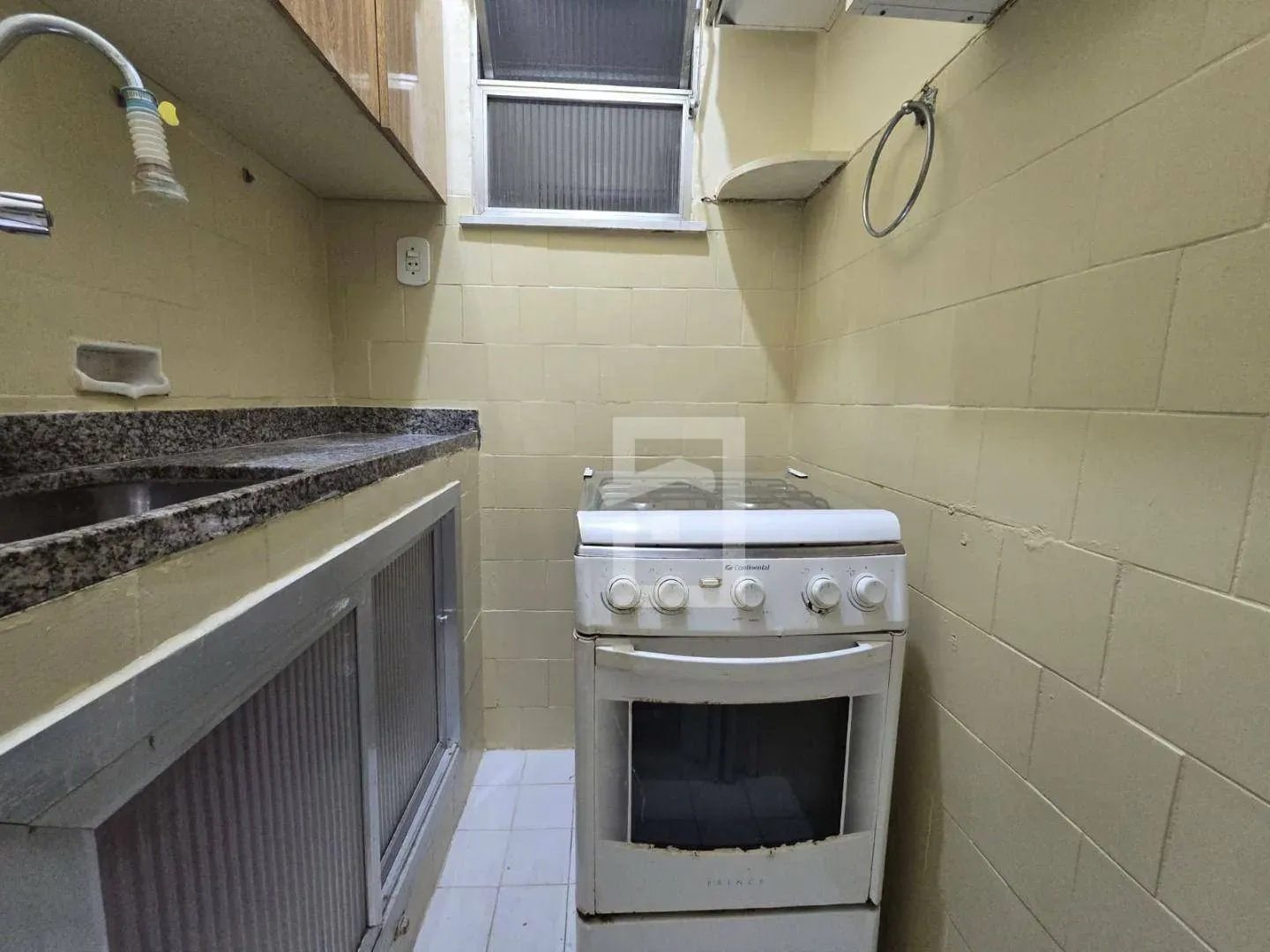 1-bedroom apartment with 24-hour concierge and 32 m² — photo 20