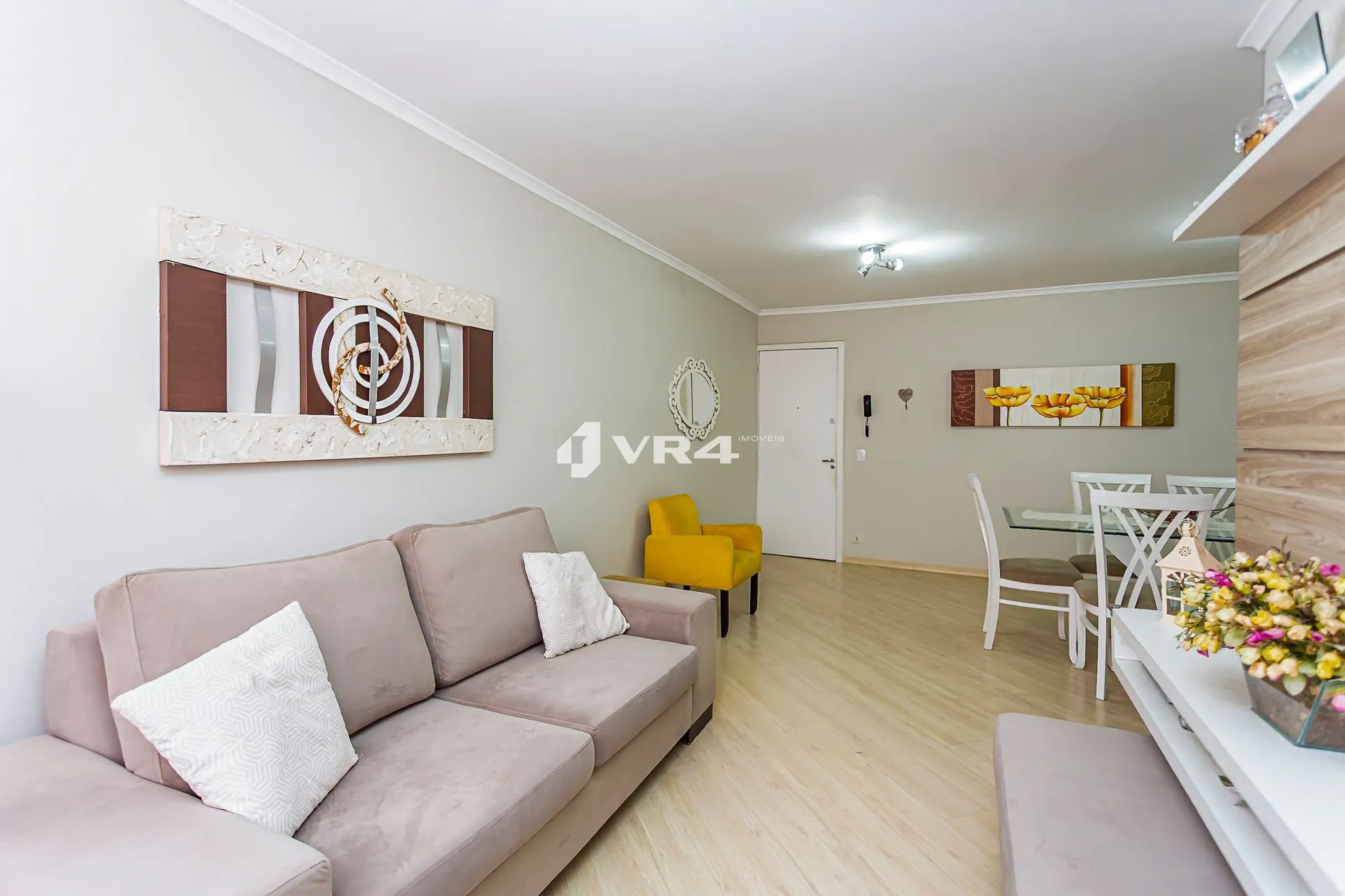 2-bedroom apartment with a washing machine — photo 26