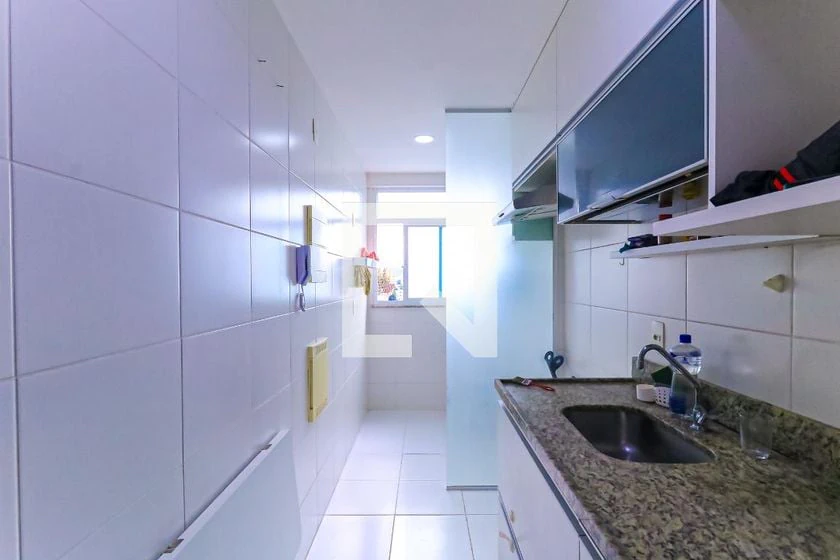 Rental apartment with 2 bedrooms and a balcony — photo 6