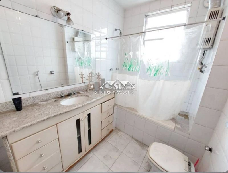 Furnished 4-bedroom apartment with 4 bathrooms — photo 37