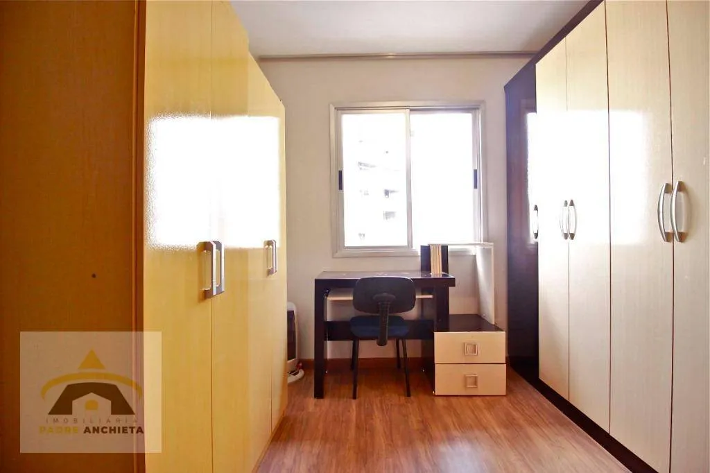 2-bedroom apartment with an American-style kitchen — photo 16