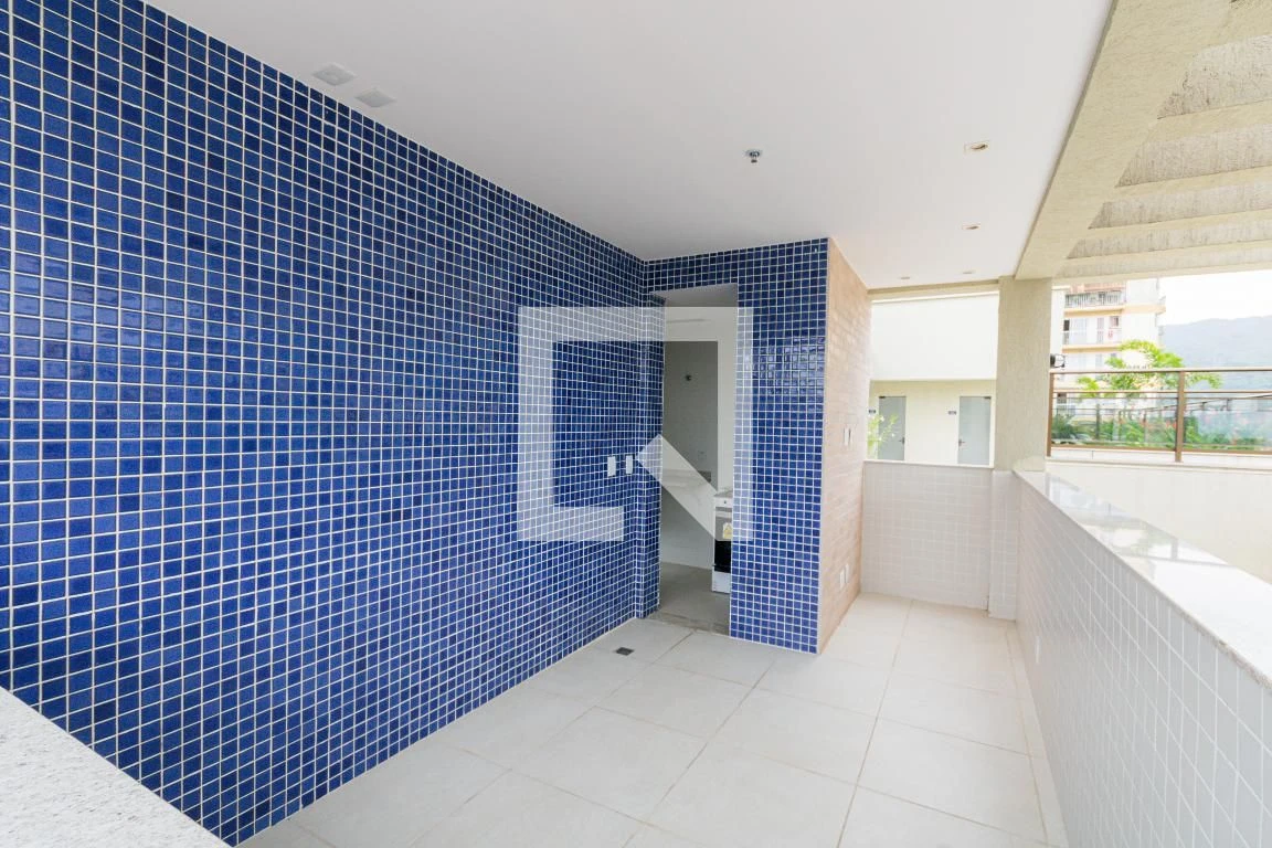 One-bedroom apartment with a mountain view in Rio de Janeiro — photo 41