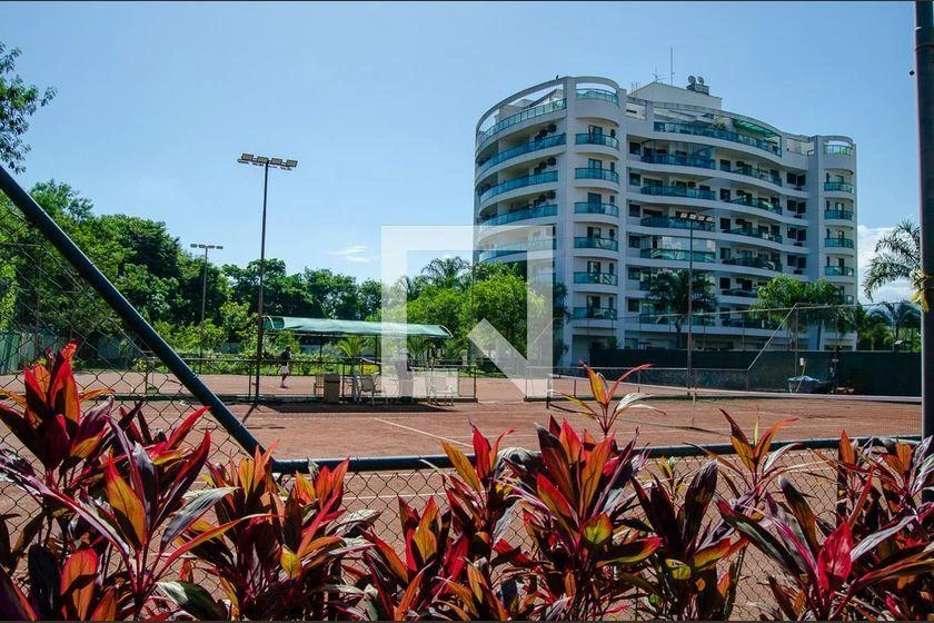 2-bedroom apartment with a mountain view in Rio de Janeiro — photo 11