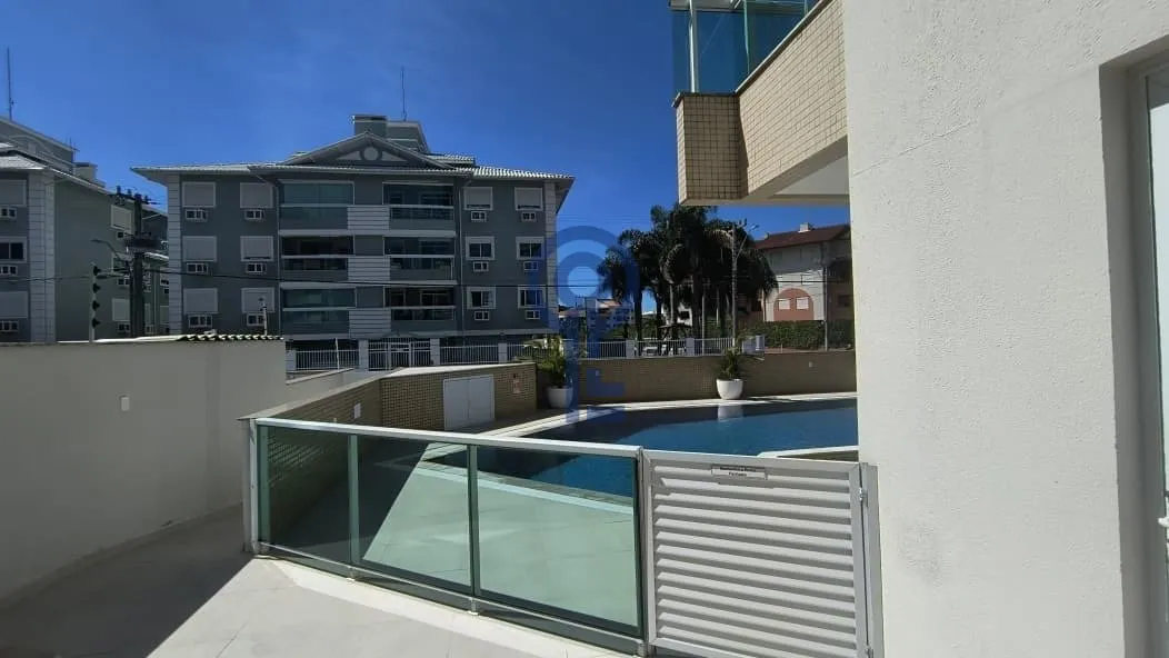 Apartamento de 3 dormitorios con 140 m² y balcón — photo 16