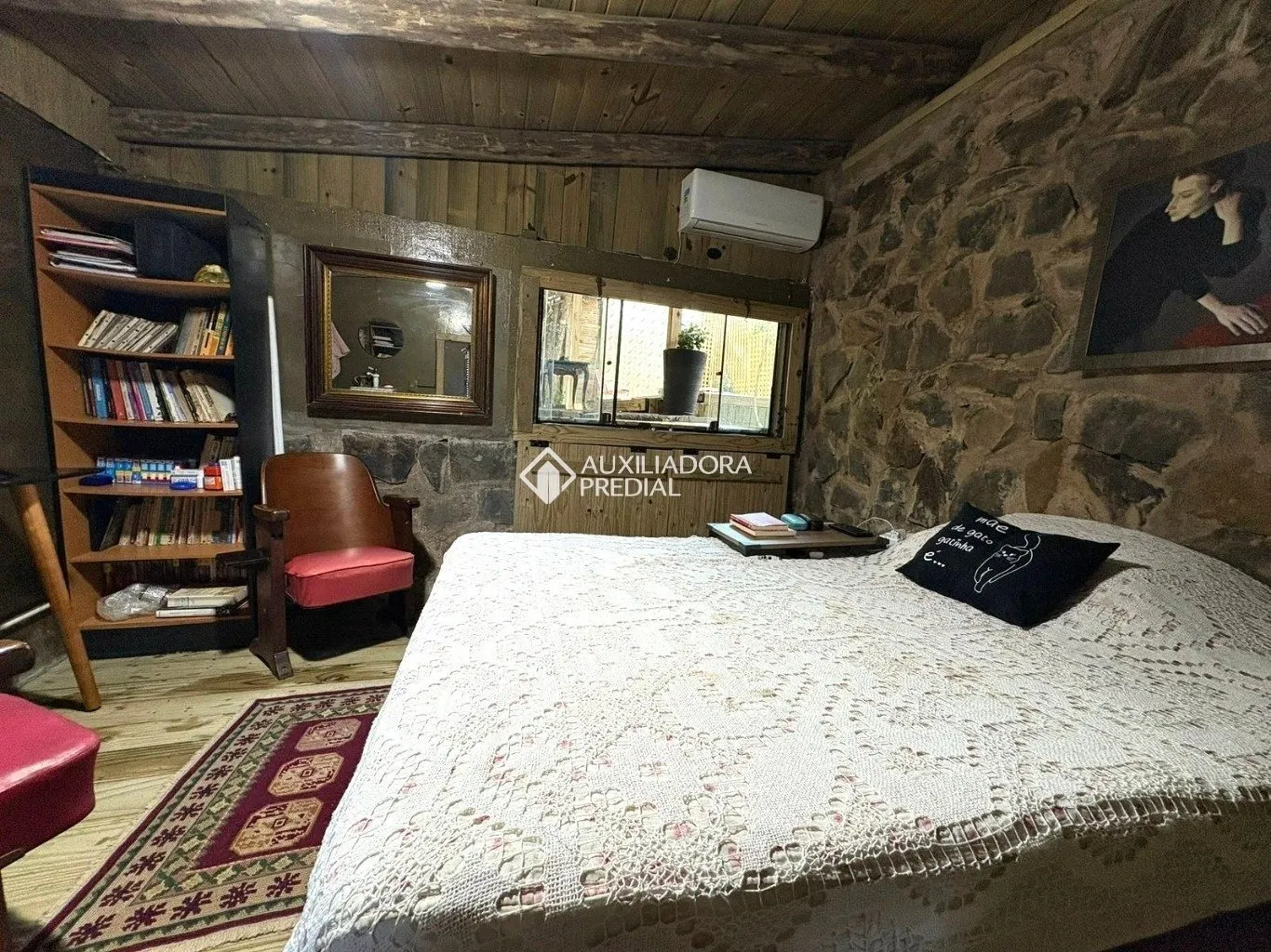 2-bedroom house with a bathtub in Florianópolis — photo 3
