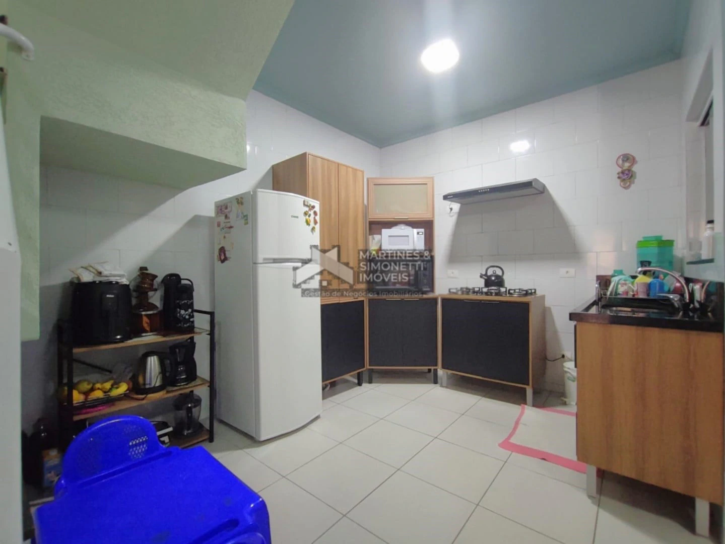 3-bedroom house with a walk-in closet in Curitiba — photo 2
