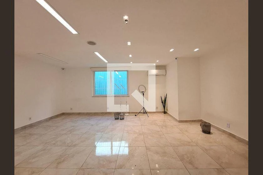 Studio, 54 m², with a home office