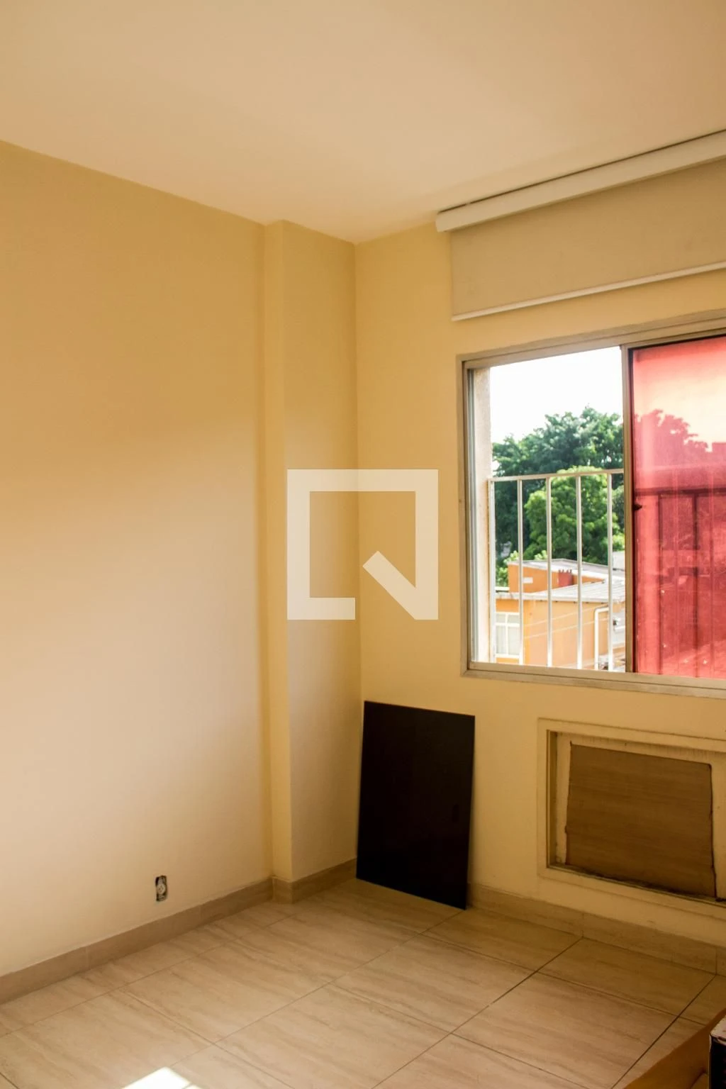 Unfurnished 2-bedroom apartment with 2 bathrooms and parking — photo 3