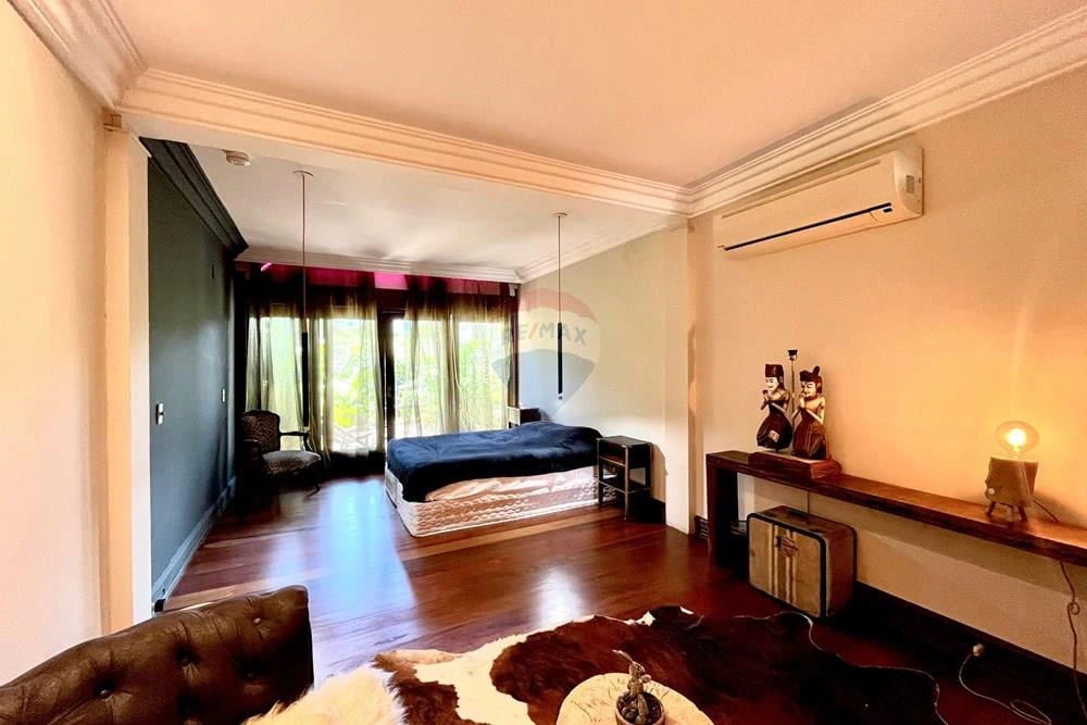 Будинок 1300 м² з 5 спальнями та 10 паркувань — photo 18
