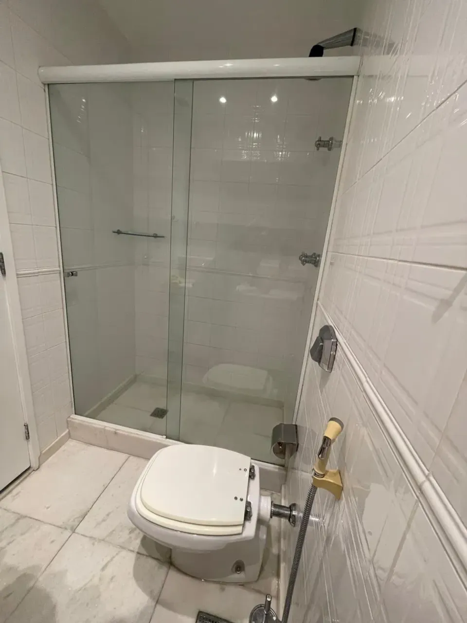 195 m² apartment with 3 bedrooms and glassed balcony — photo 9