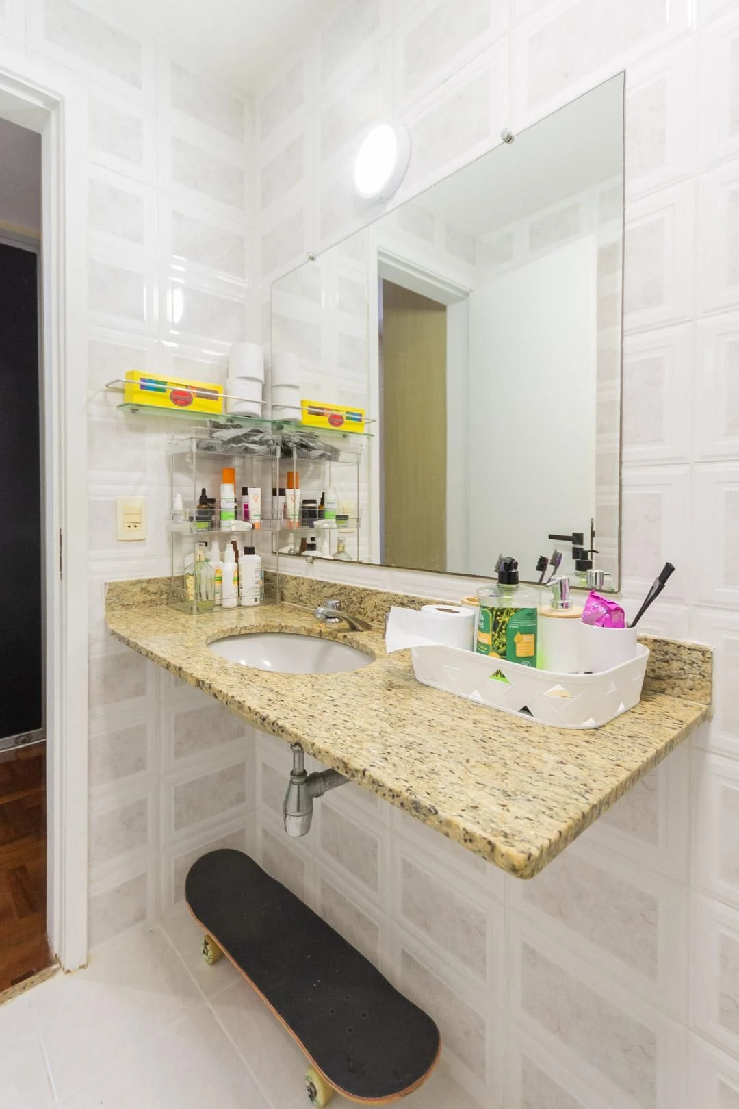 4-bedroom apartment with a mountain view in Rio de Janeiro — photo 16