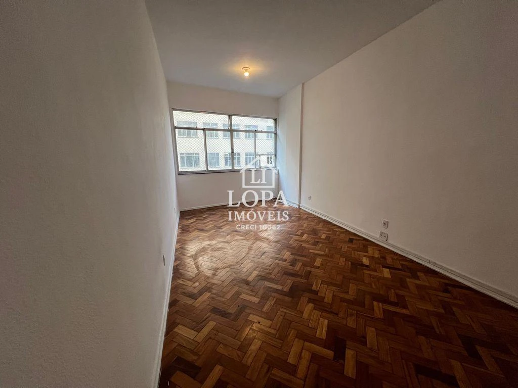 1 quarto e piso de madeira ou laminado: apartamento de 32 m² — photo 6