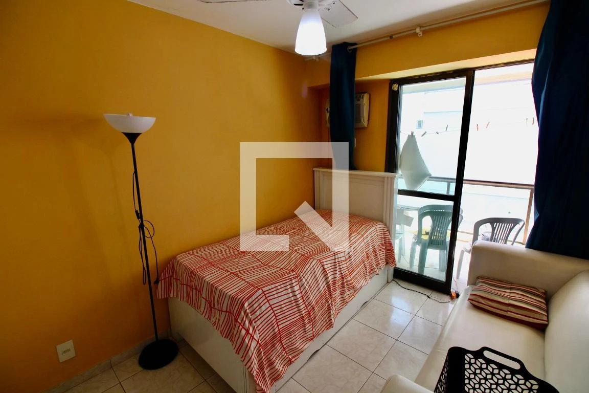 Furnished 2-bedroom apartment with 2 bathrooms — photo 7