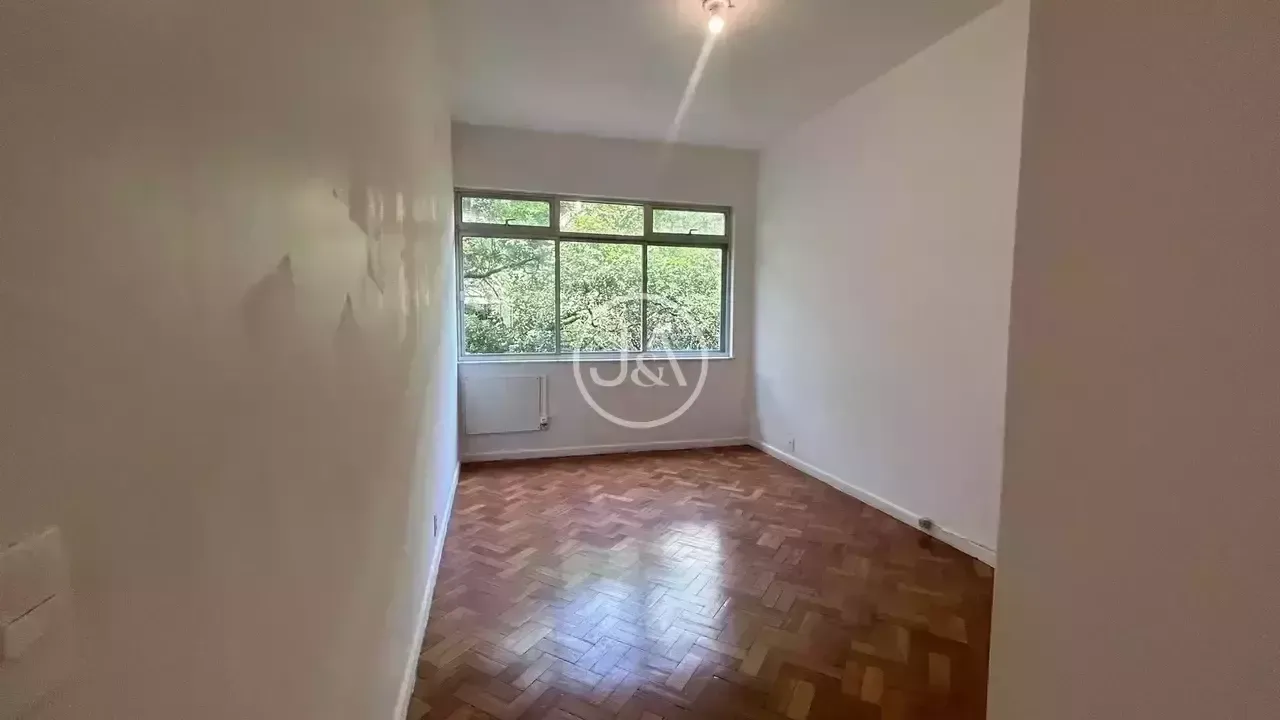 Apartment with 3 bedrooms and a parking space — photo 4