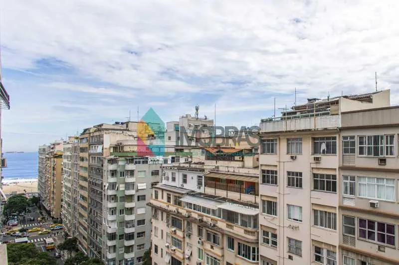 Furnished 2-bedroom apartment with city and water views — photo 18