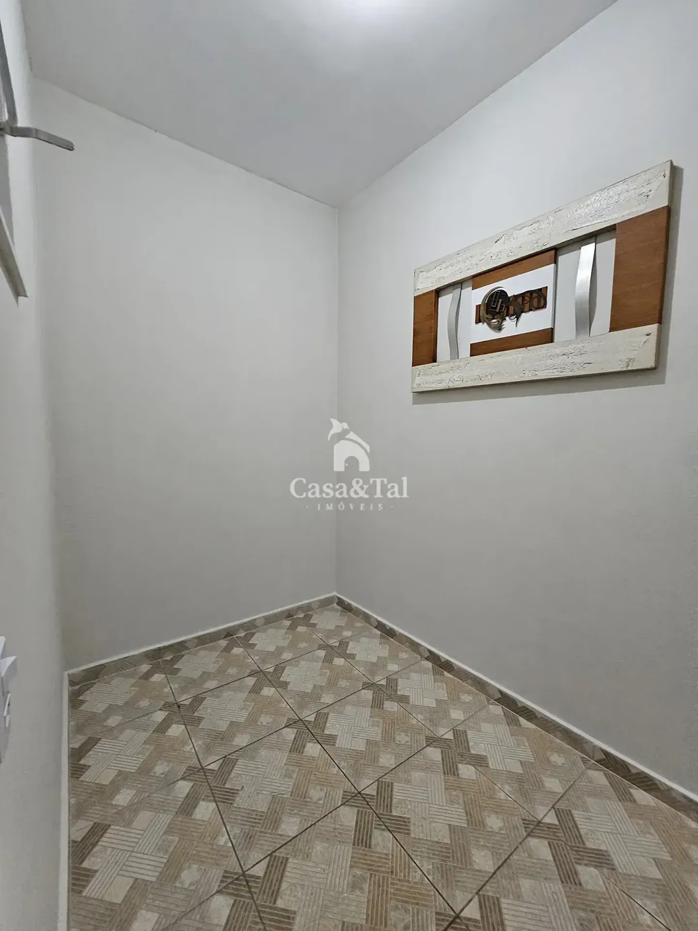 Unfurnished apartment with air conditioning and 3 bedrooms — photo 43