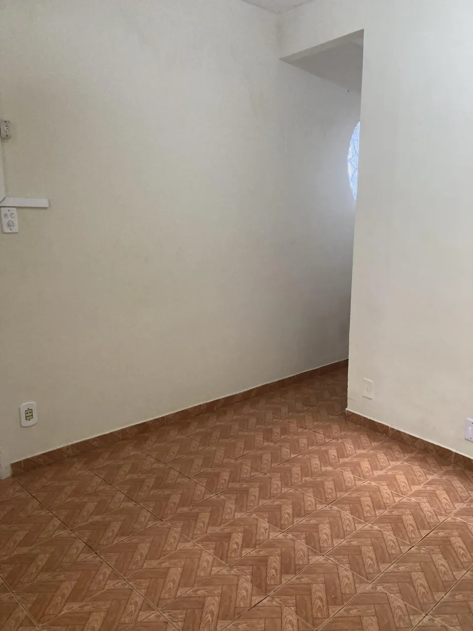Unfurnished house with 1 bedroom and 1 bathroom — photo 13