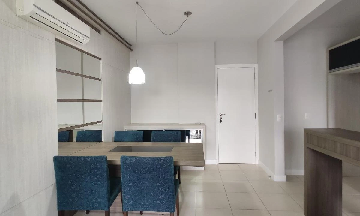 2-bedroom apartment with a home office — photo 27