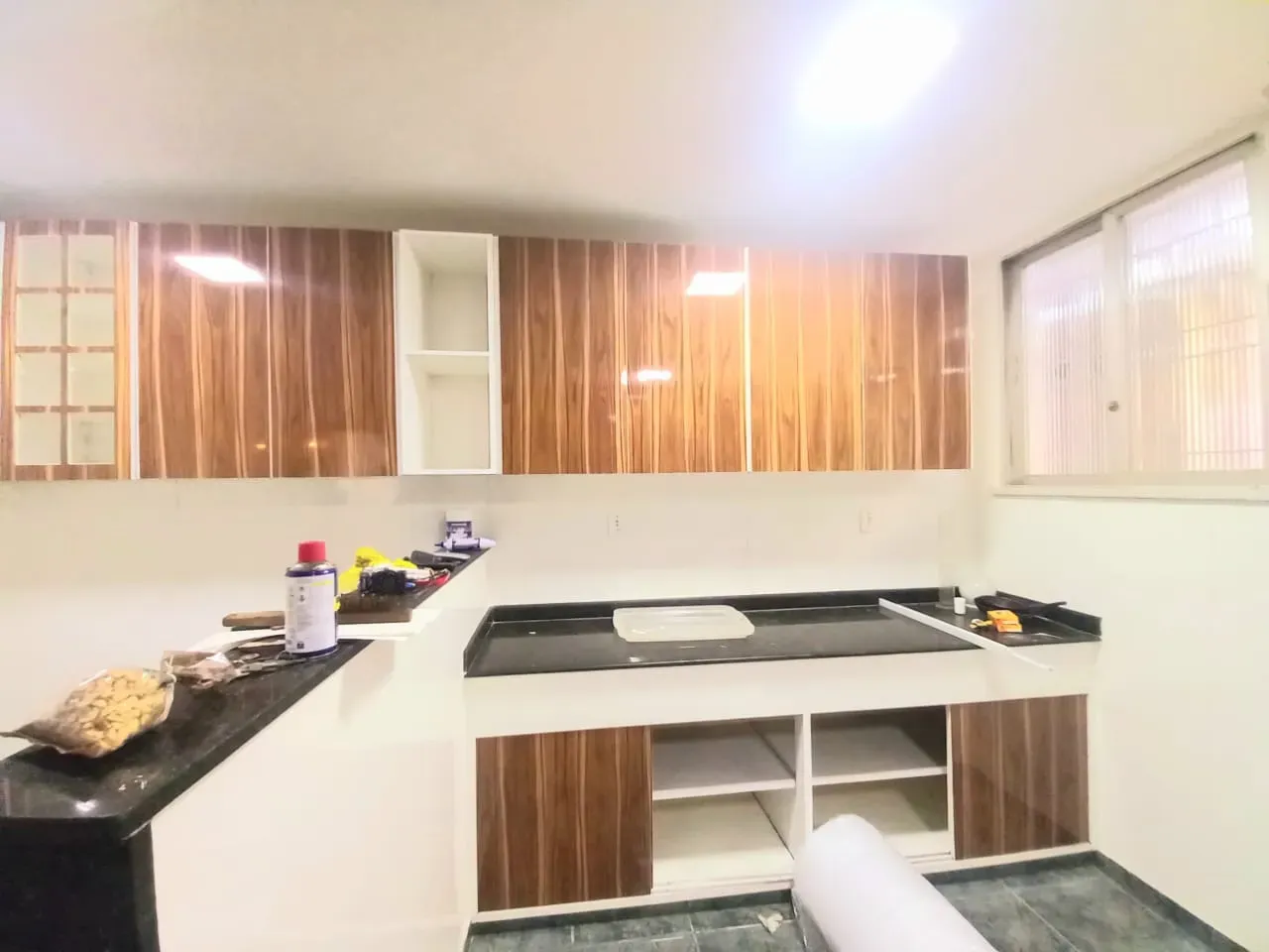 House with 2 bedrooms and 5 bathrooms plus 2 parking spots — photo 2