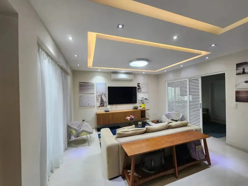 Casa mobiliada com 4 quartos, cozinha aberta e 370 m² — photo 19