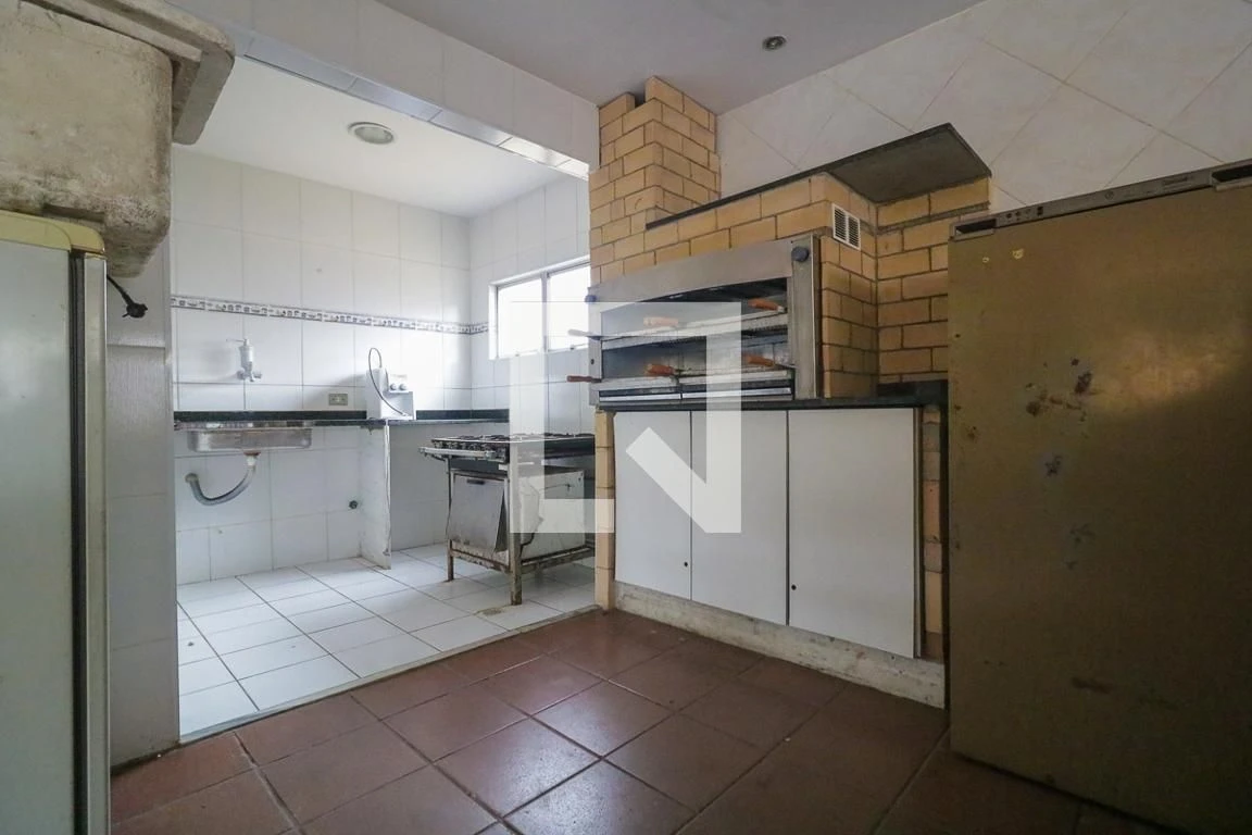Furnished apartment with 3 bedrooms and balcony BBQ — photo 48