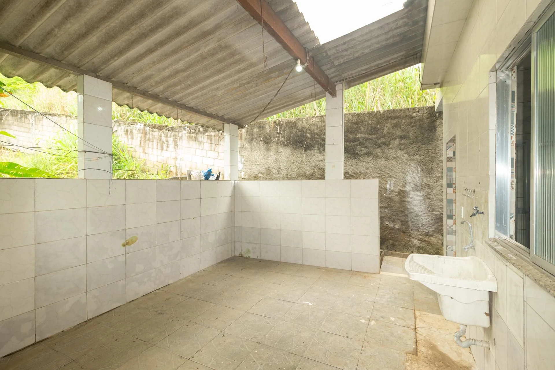 2-bedroom house with a garden in Rio de Janeiro — photo 33