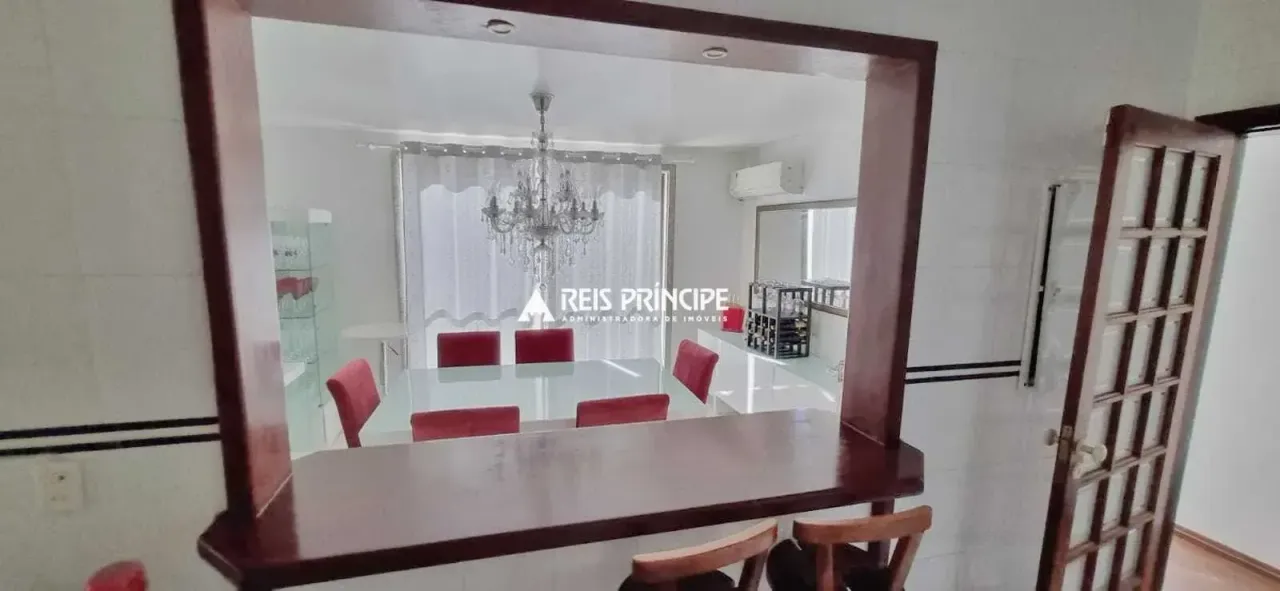 Furnished apartment with 3 bedrooms and 5 bathrooms — photo 17