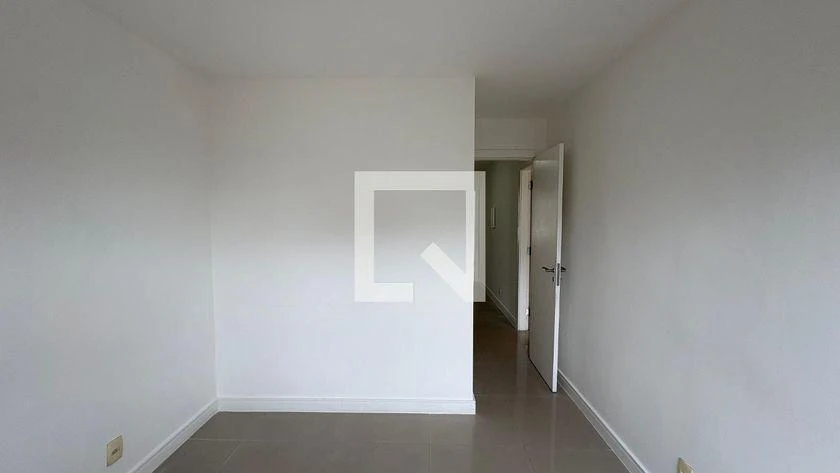 4-bedroom house with a washing machine — photo 35