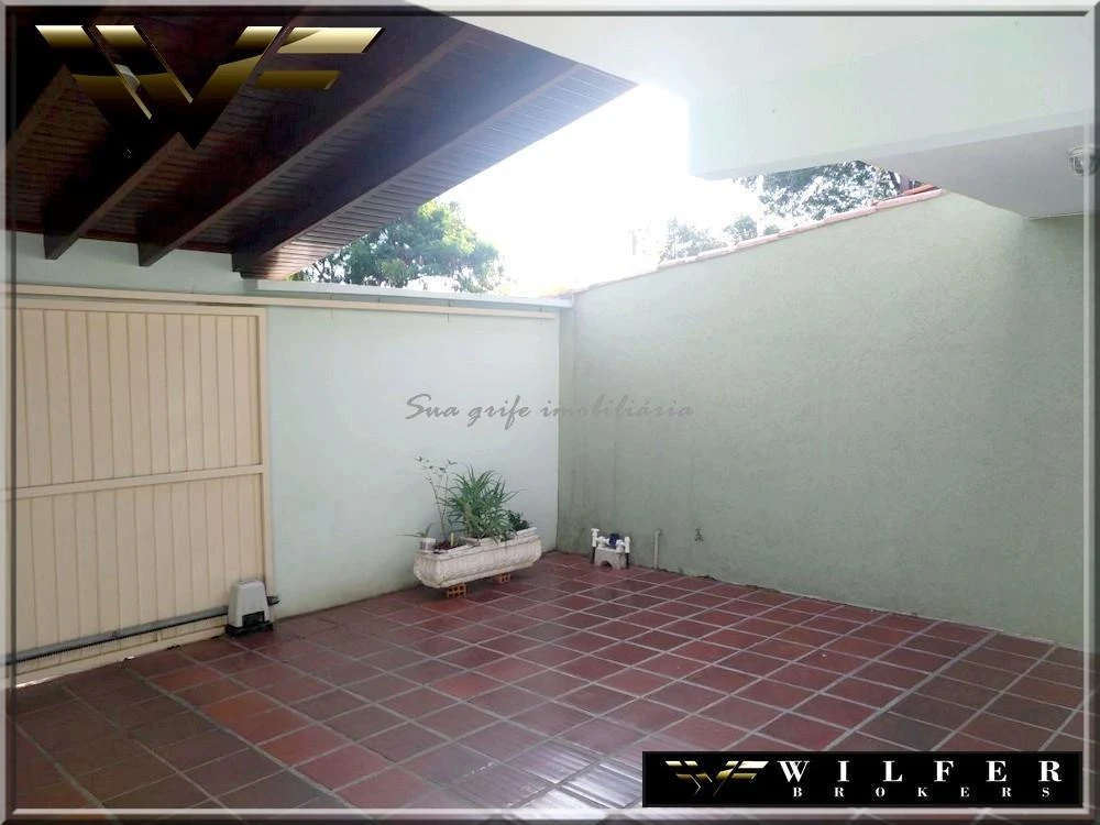 3-bedroom house with a home office in Curitiba — photo 13